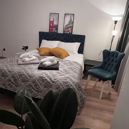 Royal Bulevar * ゼニツァ